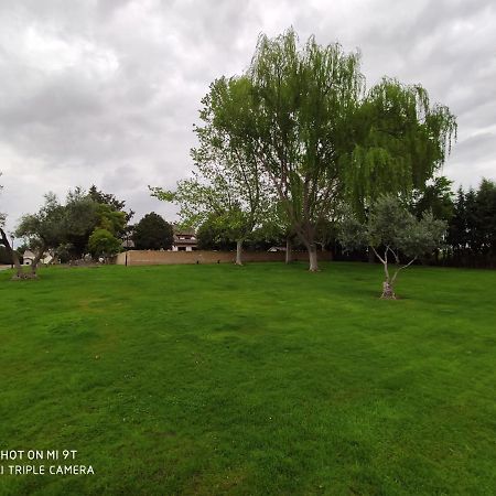 Villa Blanca Con Piscina A 15 Minutos De Toledo - Apartamentos Aloha Toledo Olías del Rey Eksteriør bilde