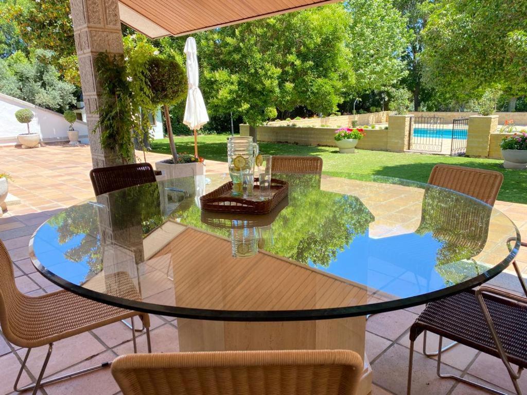 Villa Blanca Con Piscina A 15 Minutos De Toledo - Apartamentos Aloha Toledo Olías del Rey Eksteriør bilde